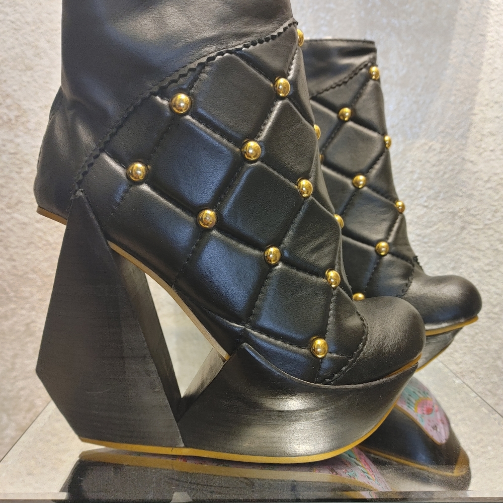 Irregular Choice Boots 9